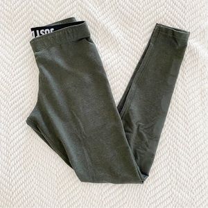 Nike women’s leggings